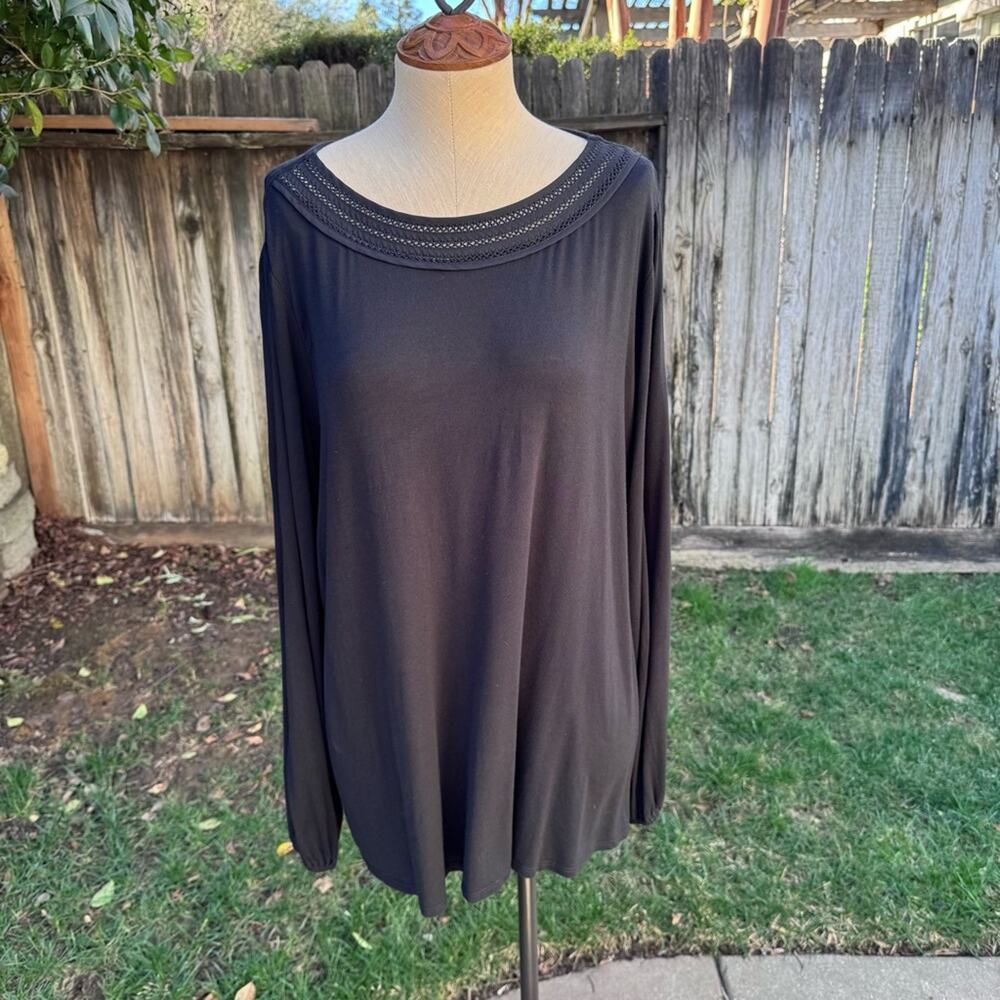 Ava & Viv Black Round Neck Soft Blouse Women's Size 2X